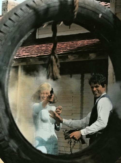 Faye Dunaway & Warren Beatty on the set of Bonnie and Clyde, 1967.