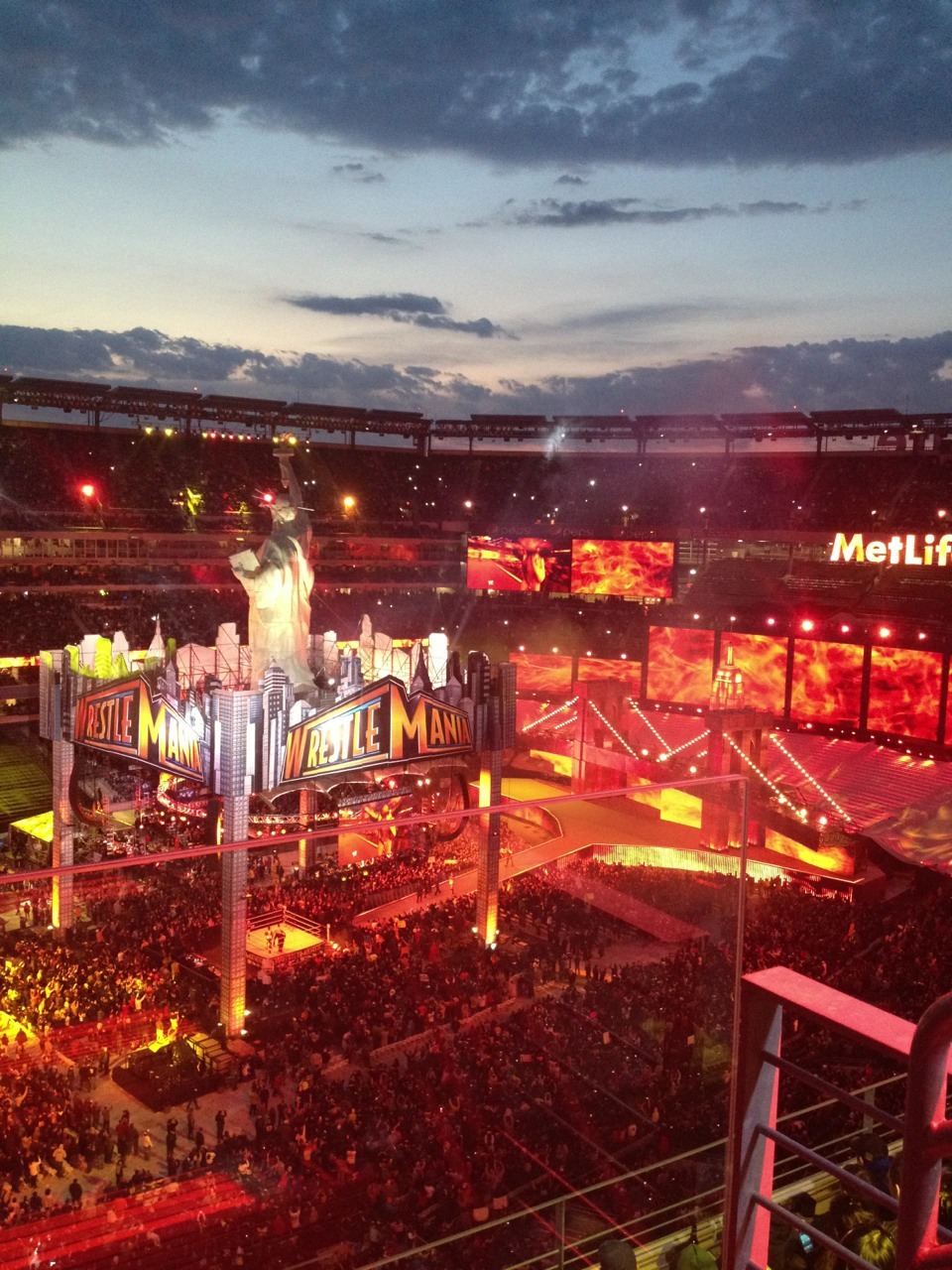 julesername:  A few photos of Wrestlemania from my perspective.  Ah pretty lights!