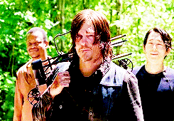 zuzzolek:  Daryl Dixon 5x1: No sanctuary  one gifset per episode 