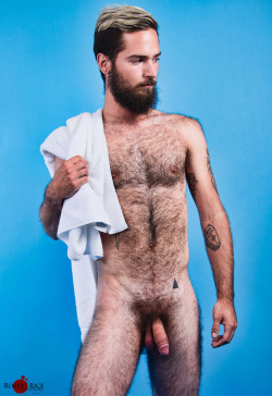 younghairymen:  Fucking sexy