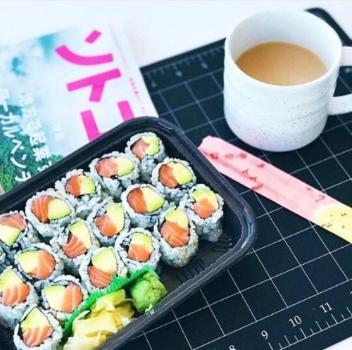 idreamofsushi:Sushi is acceptable breakfast as long as it’s paired with a latte, right? Asking