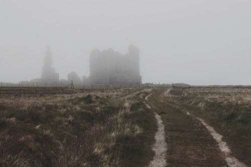 skylerbrownart:Scotland Fogphotos by Skyler BrownTumblr | Facebook | Instagram | Flickr