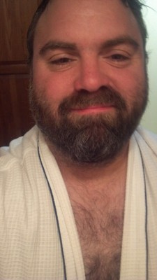 sepdxbear:  bearmccrosky:  Bathrobe selfie! Lol, this is a little outside my comfort zone, but fuck it!    // 