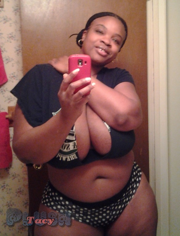 gurillaboythamane:  tacyplush:  Happy #ThickThursday! I snapped these before my last