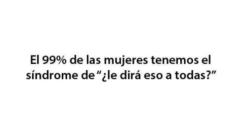 poci0n-del-amor:  besame-bajo-la-lluvia:  anasdfghjklgirl:  eso pasa :3  Normal en nosotras.  :c 