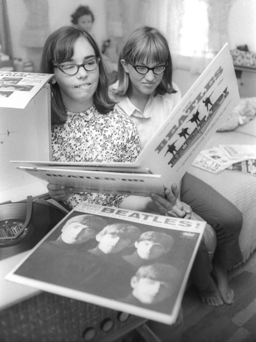 rookiemag:  Friday Playlist: Teenage Fan Club    