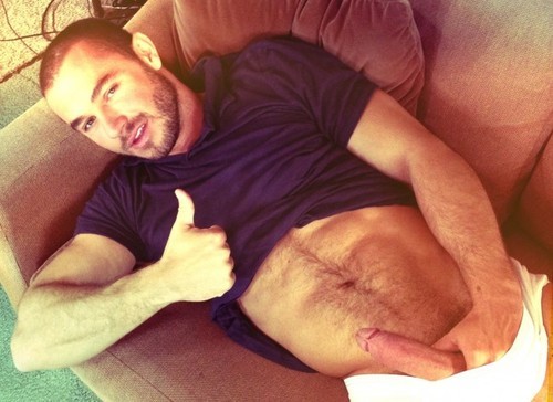 jonathanecko:  Submit Pics   Ask me a Question   Follow me on Twitter  Tumbling Along