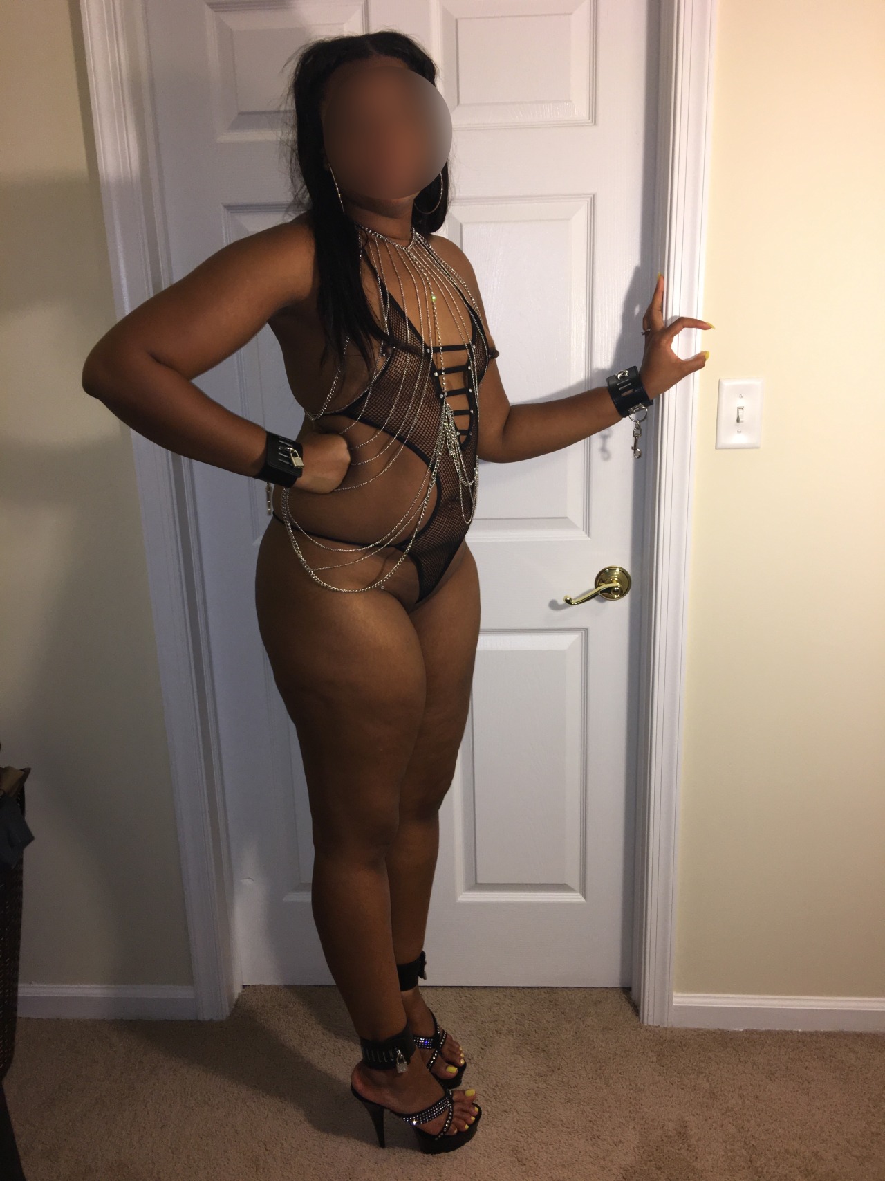 ablackthot:If you let dick run your life, you will end up like her.