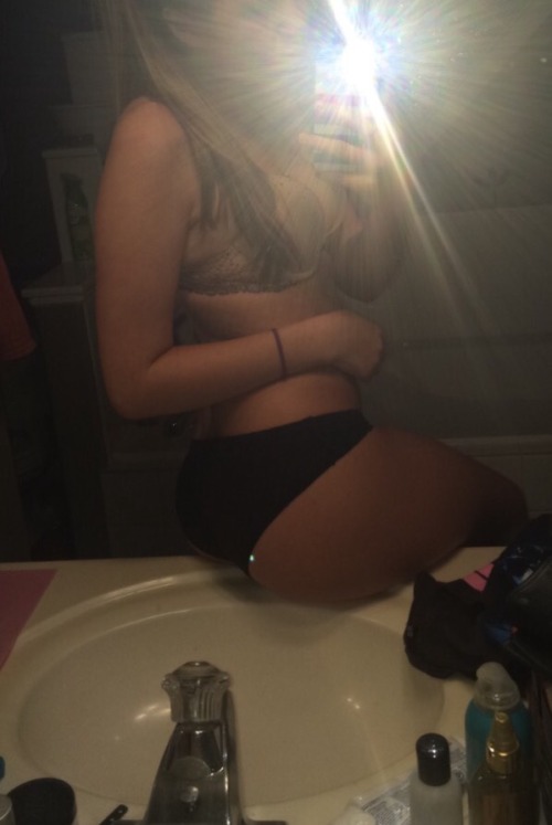 privatefunforsome: sexxpressionn: Highkey my favourite bra Teen cleavage