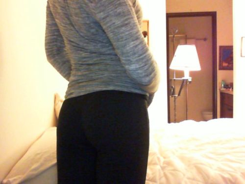 New long sleeves and yogapants ;D