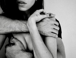 hellbecomingroundthemountain:in2uheat:&ldquo;Got your back&rdquo; may mean
