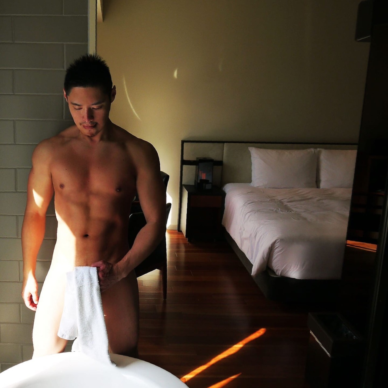 asian-men-x: