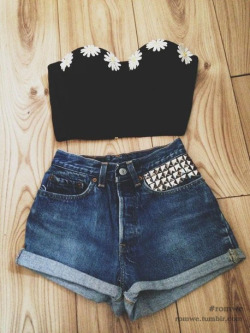 g-y-p-s-y-h-e-a-r-t-s:   romwe:  Romwe Shorts,