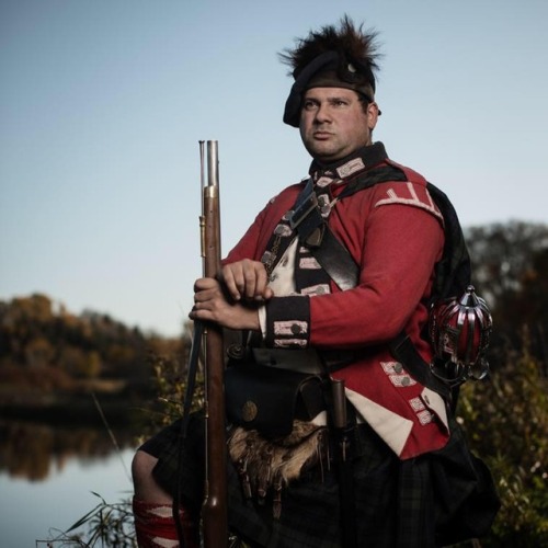 bantarleton:Highlander (regular and grenadier uniforms) of the 84th Royal Highland Emigrants 2nd Bat