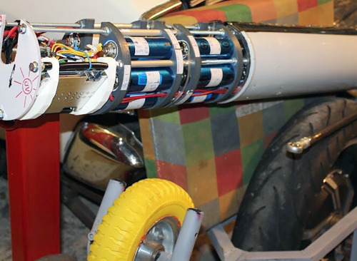 John Dingley&rsquo;s original self-balancing #unicycle – called the Lunar Rover is built around a 30