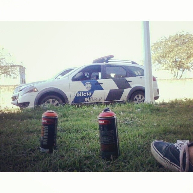Vitima (s) : sociedade Autor: camilla Ferreira Dias #InstaSize #69 #pixacao #190diskzecoxinha