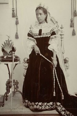 theimperialcourt: Queen Ranavalona III of Madagascar, last sovereign of Madagascar  