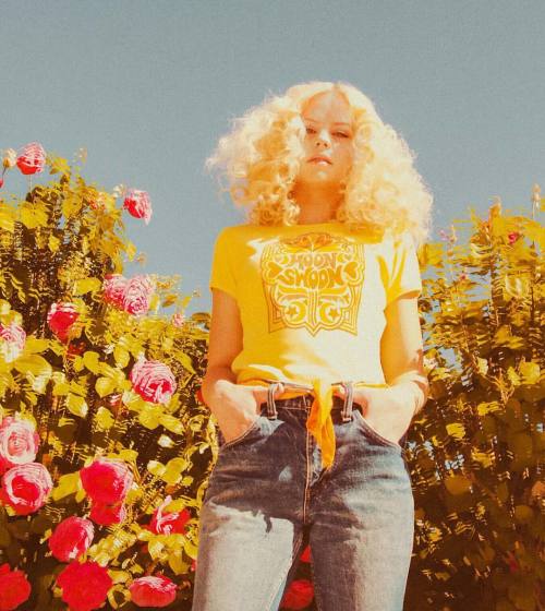 topknotgoods:  film ft. the “Moon Swoon” tee. 🌙⭐️ shot by @kobewagstaff model @rylie_dawn beauty by @thomastimes  use code RIDEOUT for 20% OFF now thru the weekend. #topknotgoods #film #moonswoontee #70s #muse #style #1970s #moon #moonlovers