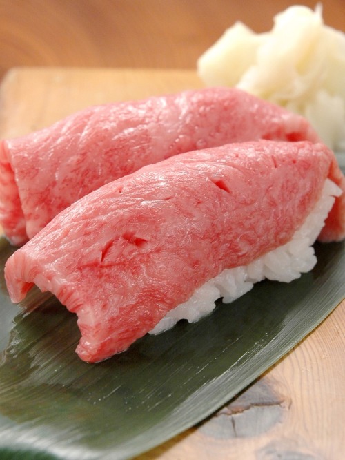 semigrossblack:Wagyu Beef Nigiri Sushi (Wagyu Beef Nigiri Sushi at Kitaya (Tokyo, … | SUSHI ＆ MAKIから