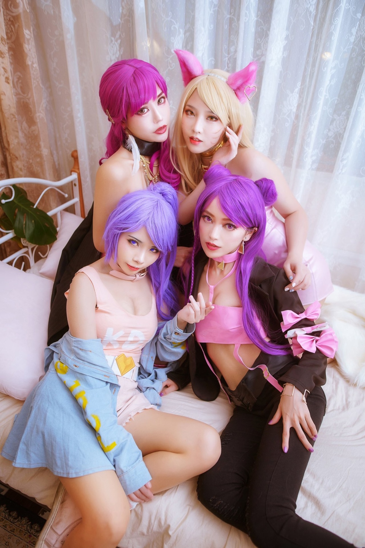 Ahri - 咪妃Julia Akali - 雨童Rain Evelynn - 煙HedY Cosplayer Kai’sa - 關於楊哲 Arger