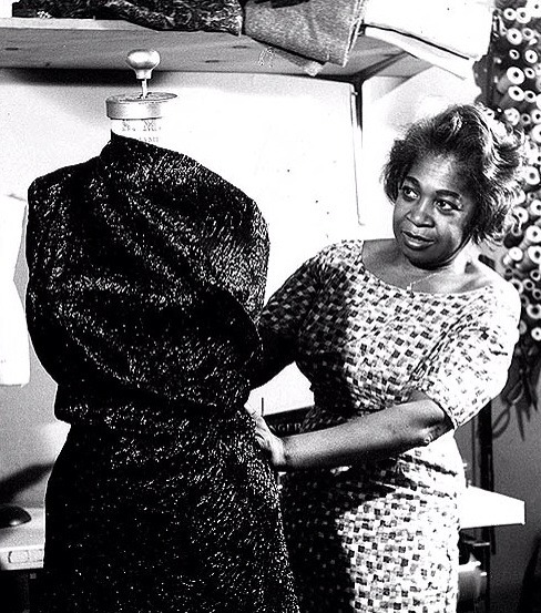 estrella-fuego:  fatalscroll:  Zelda Wynn Valdes was the first black female fashion