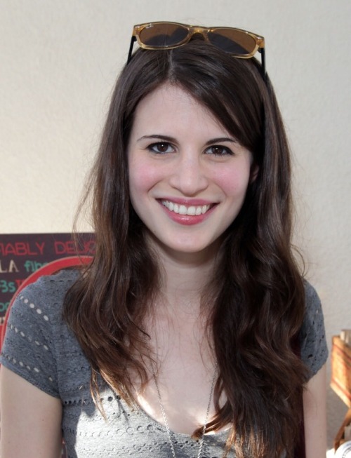 Let’s continue these appreciation posts with Amelia Rose Blaire who played some of the Tracis in DBH