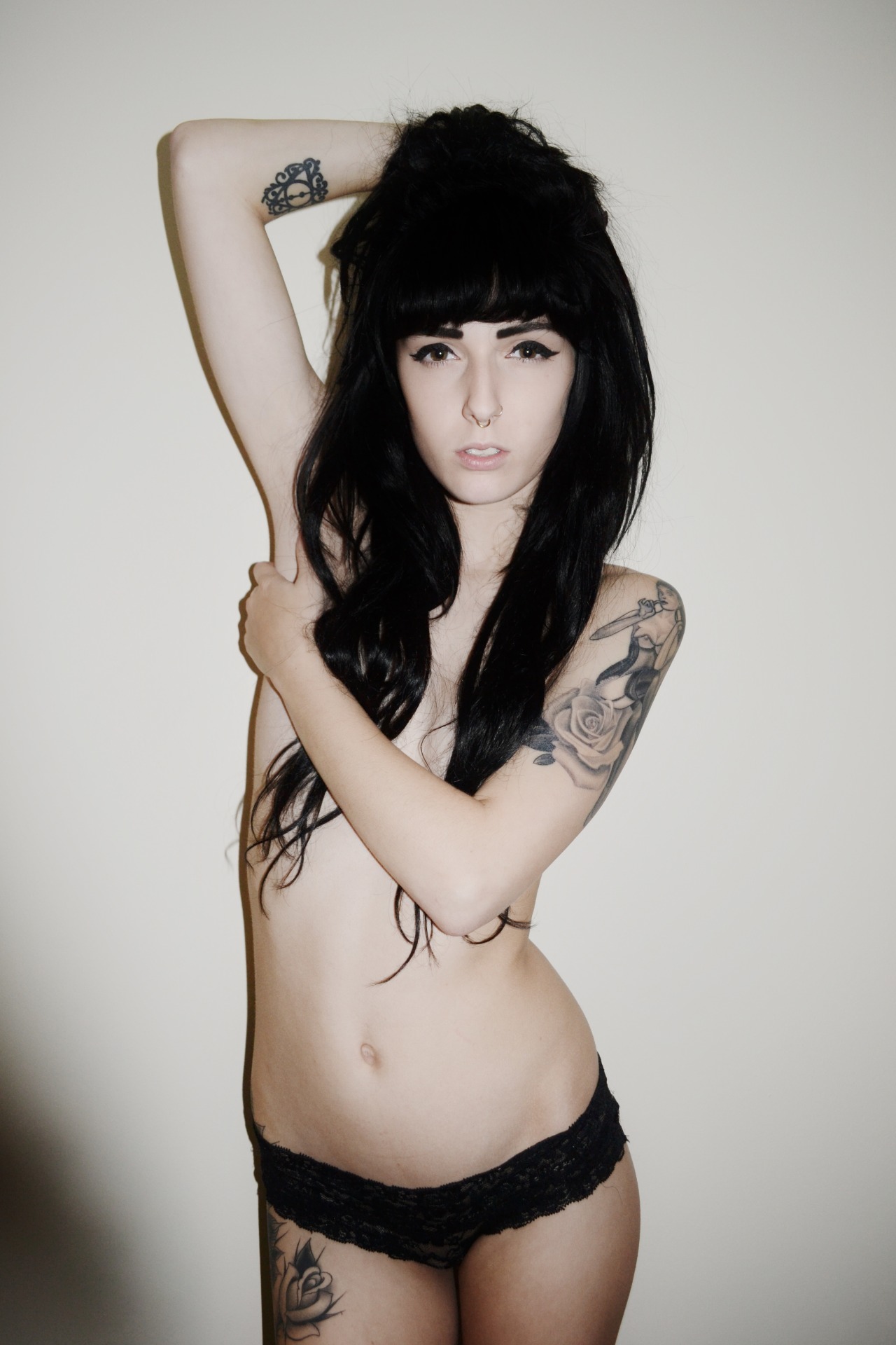 sexysexnsuch:  claim-this-bitches:  got contacted back from suicide girls and front