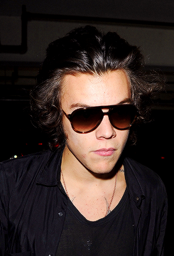 mr-styles:  Harry Styles out for Sushi in LA - Feb 21st 