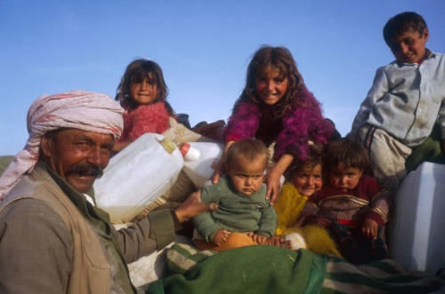 m4zlum:Kurdish refugees, 1990s by Pascal Le Segretain