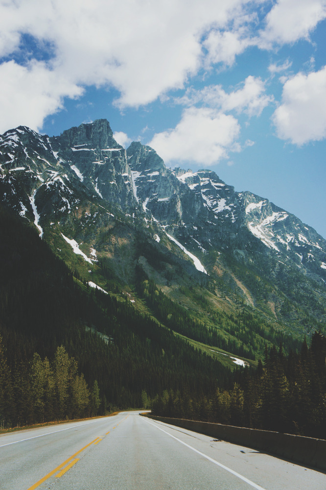 explore-themountains:  i-doll:  1806; day #3 iii  ❂ come and see the world with