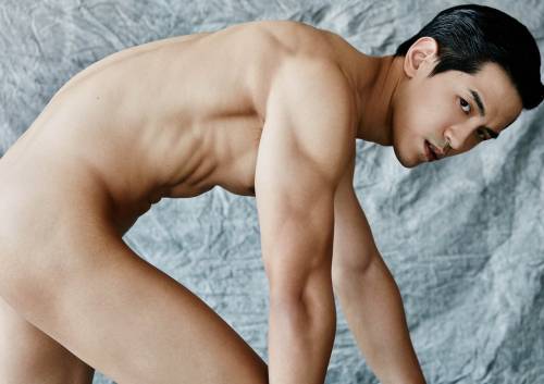 chinkoheartschinko:  hunkxtwink:  Thai Model - Aun Warit   Hunkxtwink - More in my archive     for ‘Attitude’