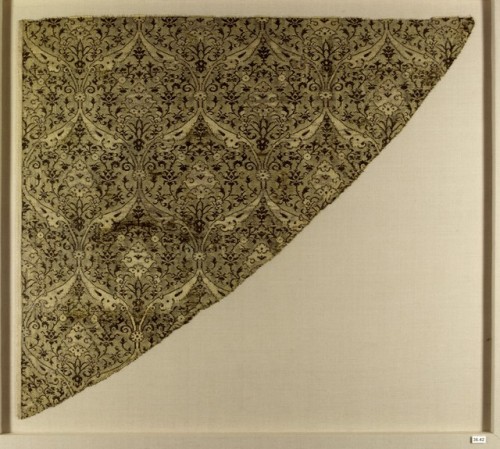 Textile Fragment, Islamic ArtMedium: Silk, metal wrapped thread; lampasRogers Fund, 1936 Metropolita