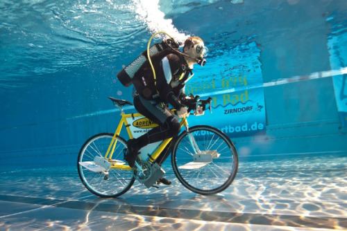 cardosystems:  Who knew…. Three new world records in underwater cycling