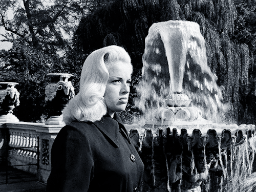 diana dors in yield to the night (1956)