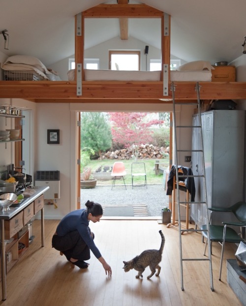 tinyhousedarling:  A garage turned into a 250 sq ft tiny home  