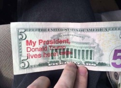 tbch:  memehumor: That’s the Lincoln memorial