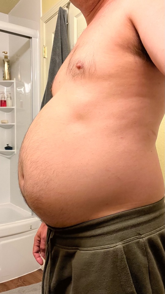 Having Some Issues Sucking Your Gut In? Also Keep Up The Good Work Piggy!