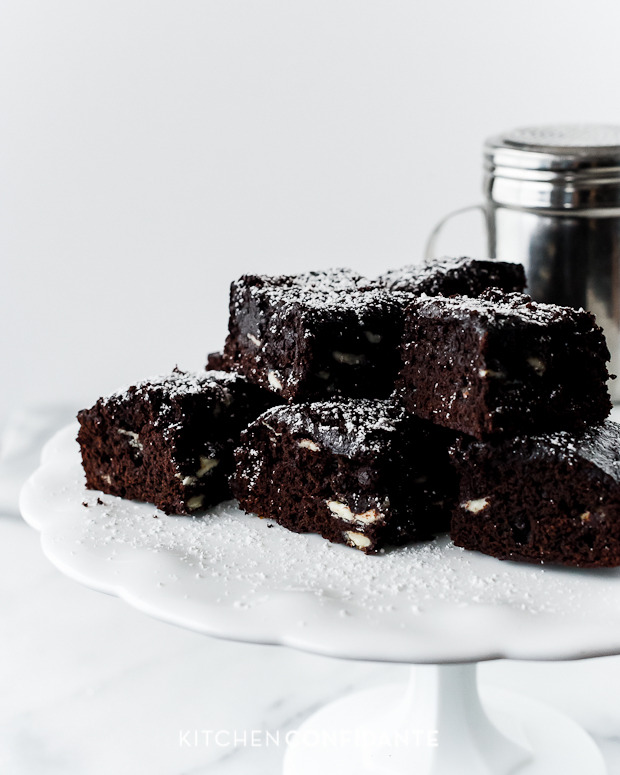 gastrogirl:  fudgy jam brownies. 