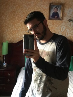 mexicanpsycho:First selfies of the year, happy 2018 fellow gays.
