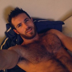 hairy-chests:  .Hairy-ChestS @hairychestsx