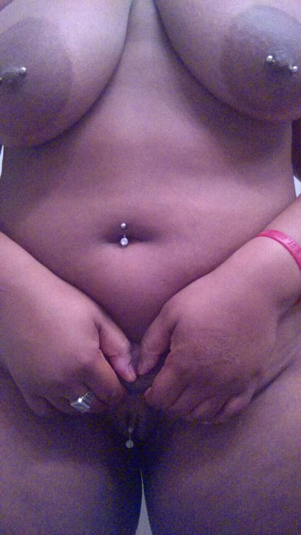 Beautiful!!  Ebony girls rule!!  White men love dark beautiful ebony bodies!!