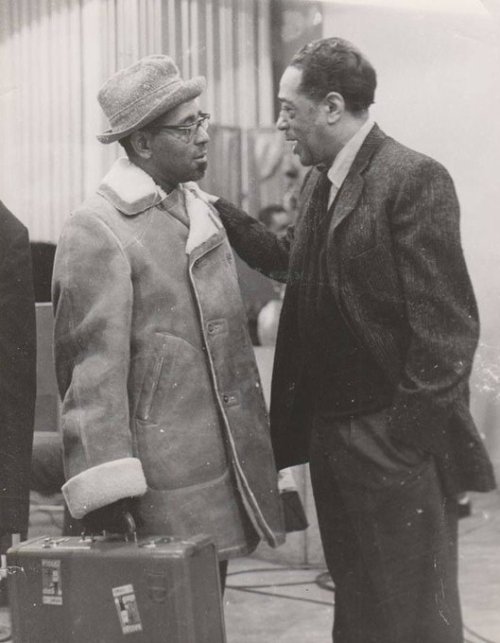 themaninthegreenshirt:  Dizzy Gillespie and Duke Ellington   https://painted-face.com/