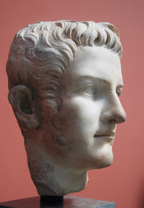 myglyptothek:  Portrait of emperor Caligula with traces of paint. 37-41 AD. Marble. Ny Carlsber