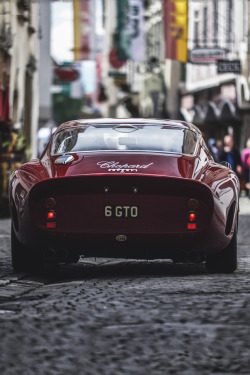 themanliness:  250 GTO | Source 