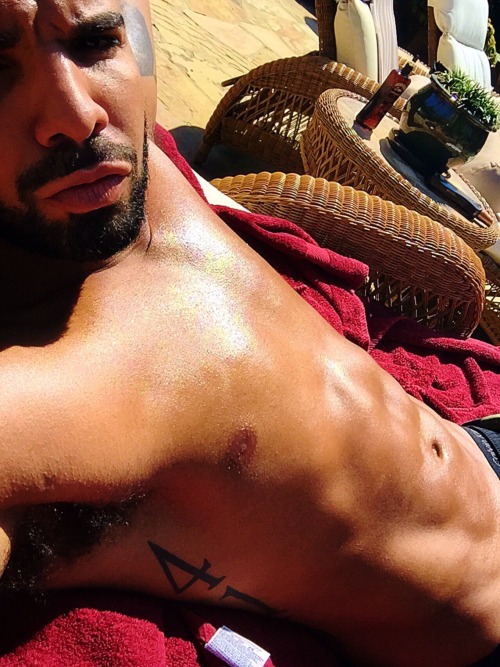 drakefanfictions:  Daddy.
