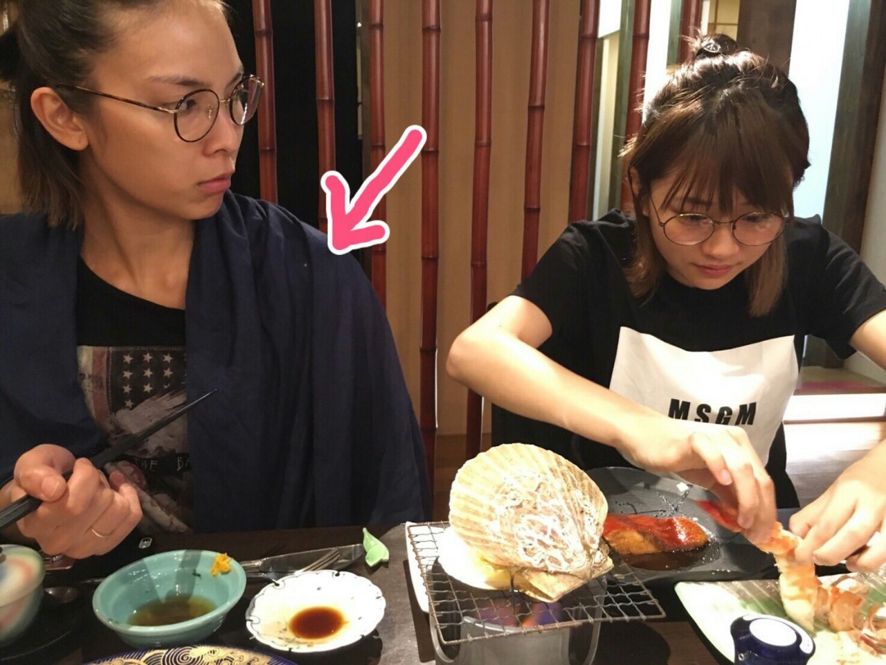 skylarkdragonstar:  Sayaka and Haruu, senpai and kouhai, having lunch together. 