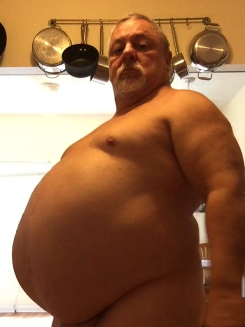 lovespolarbears: henixdotbrother: somecorp27: Beauty Still one of the most sexiest guys on the net..