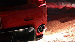 just7up:  Ferrari Enzo | source 