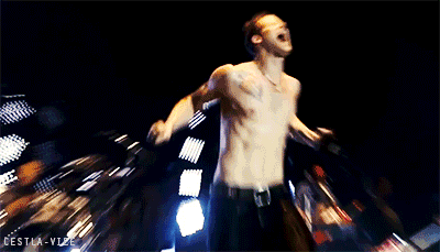 https://shirtlessnlw.tumblr.com/post/130446120554