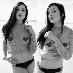 nicolemariejean:I have a heart on. Or four. 🖤 Heading back home to San Diego and planning lots of new Patreon shoots and content for the next two weeks. Link in bio for these 🖤-less photos and the rest of March’s content!  📸 @michaelcass91